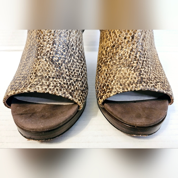 Cole Haan Ripley Sandstone Snake print Wedge Sandal - Picture 7 of 12